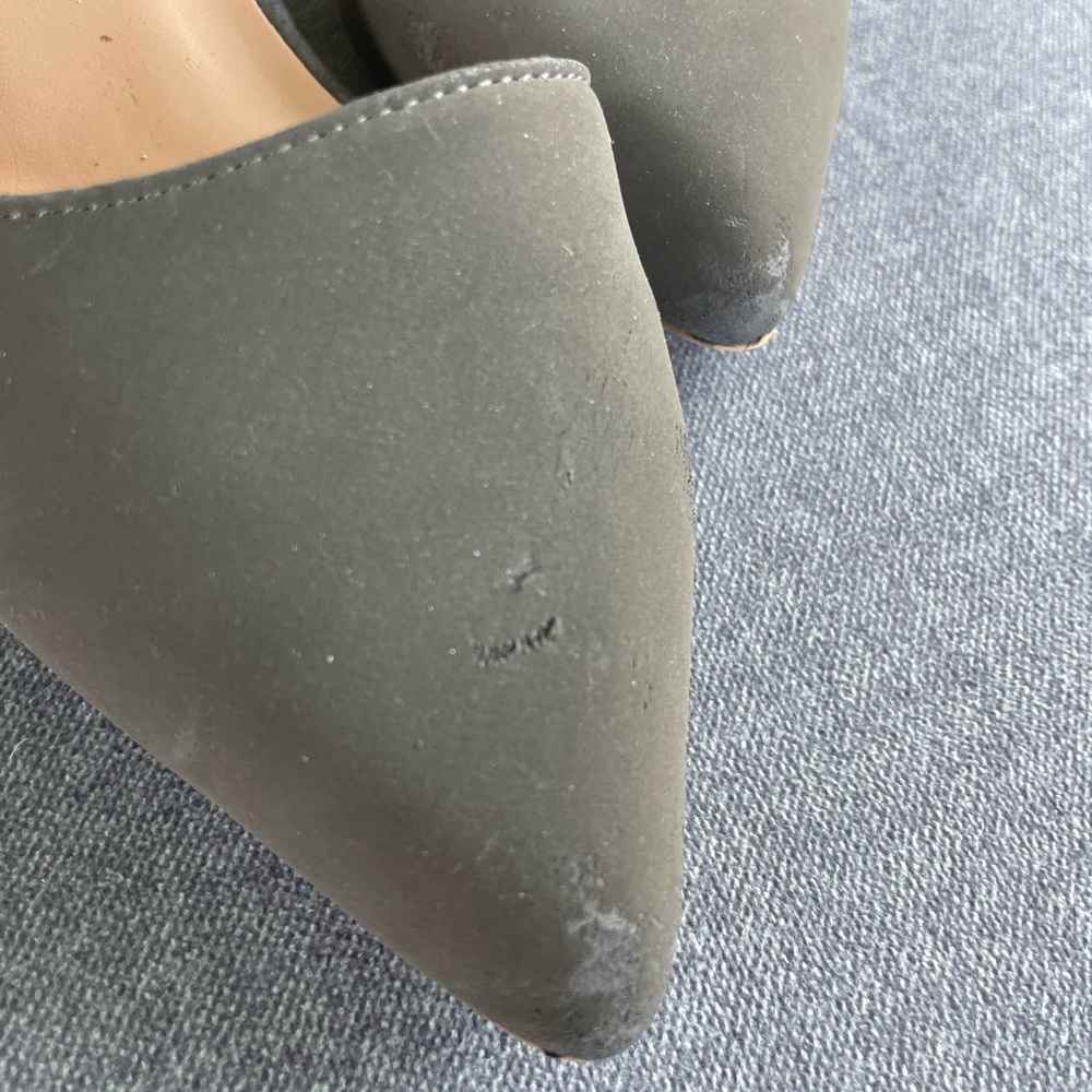 Women’s gray suede heels size 6 - Picture 4 of 8